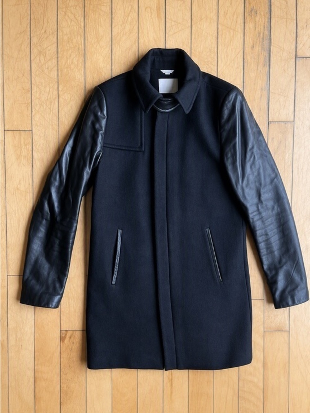 SOIA & KYO Wool Blend Real Leather Sleeves Minimalist Luxe Coat Size Medium